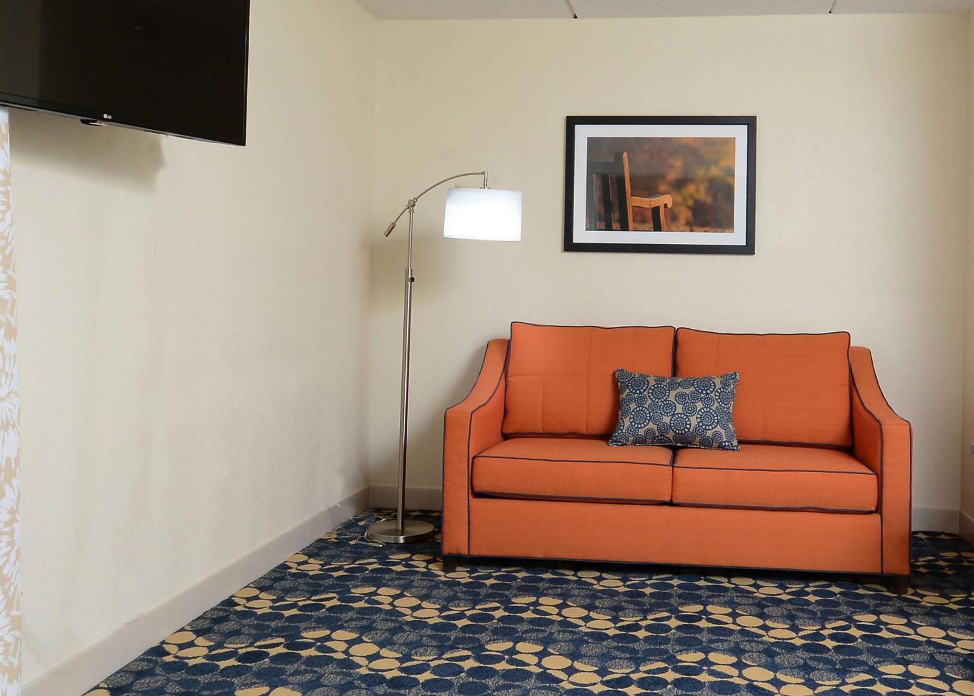Hampton Inn Roxboro Bagian luar foto