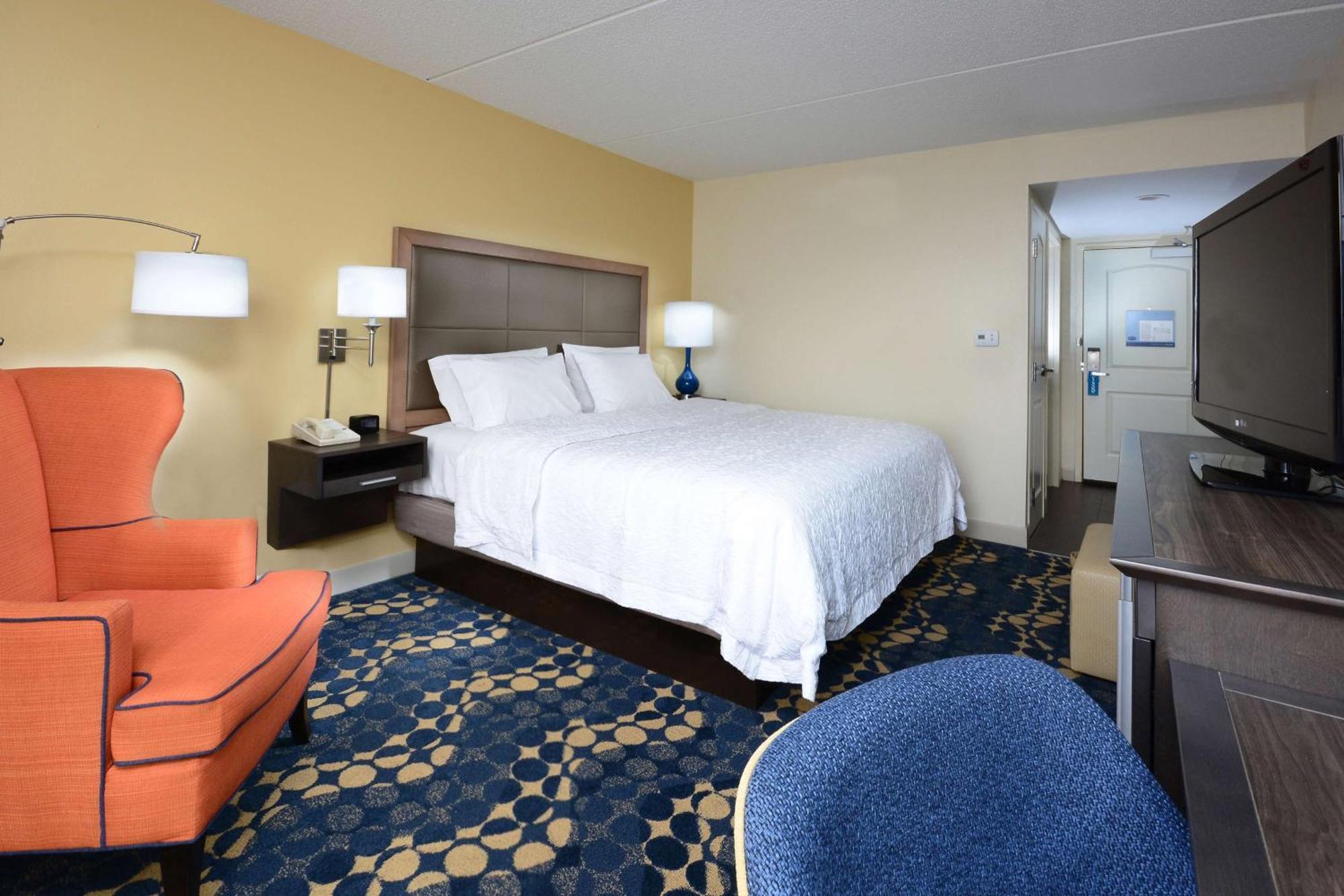 Hampton Inn Roxboro Bagian luar foto