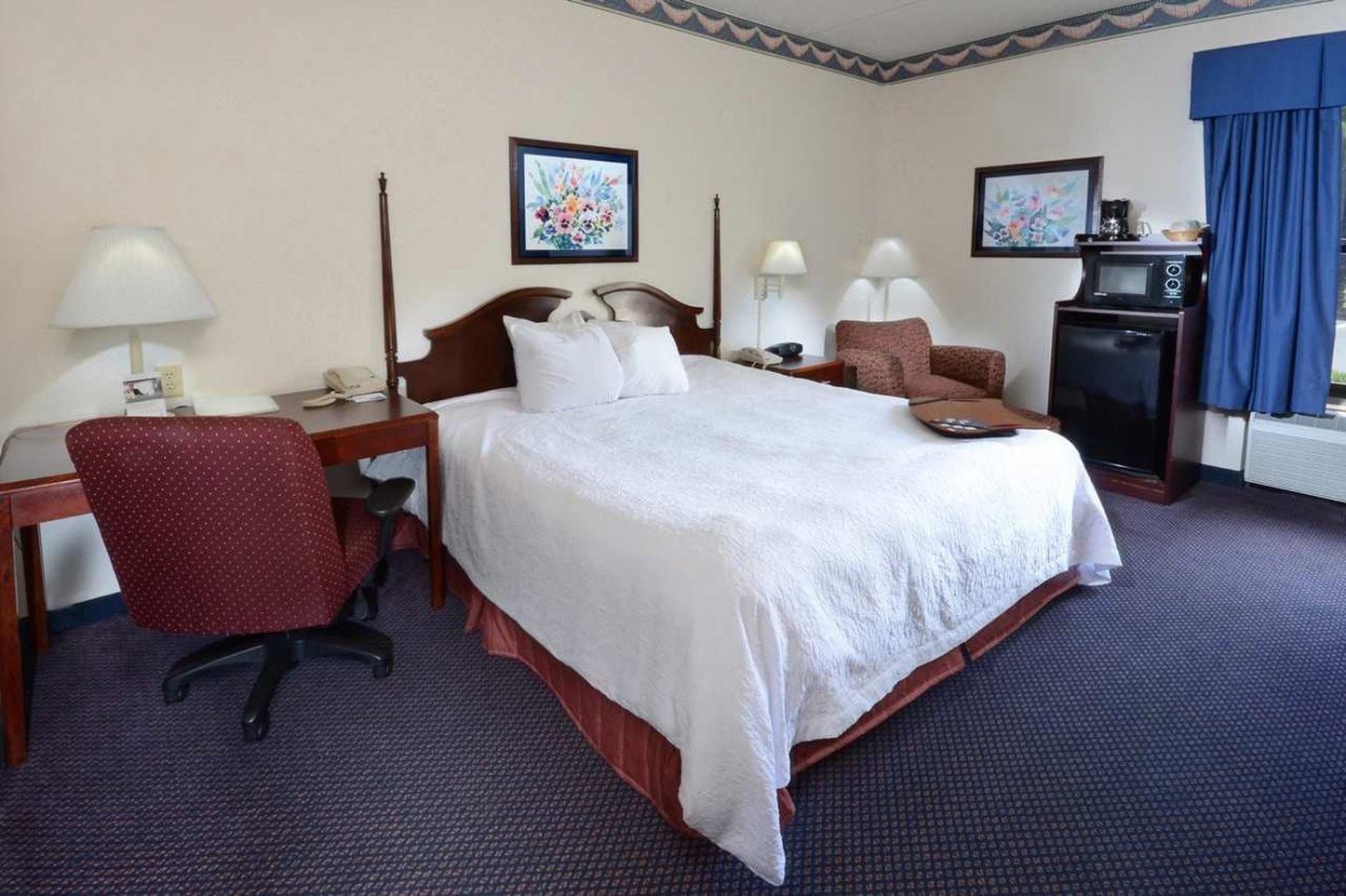Hampton Inn Roxboro Bagian luar foto
